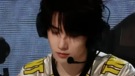 LNG战队阵容重组，中单选手Scout去向成LPL夏季赛焦点-电竞牛